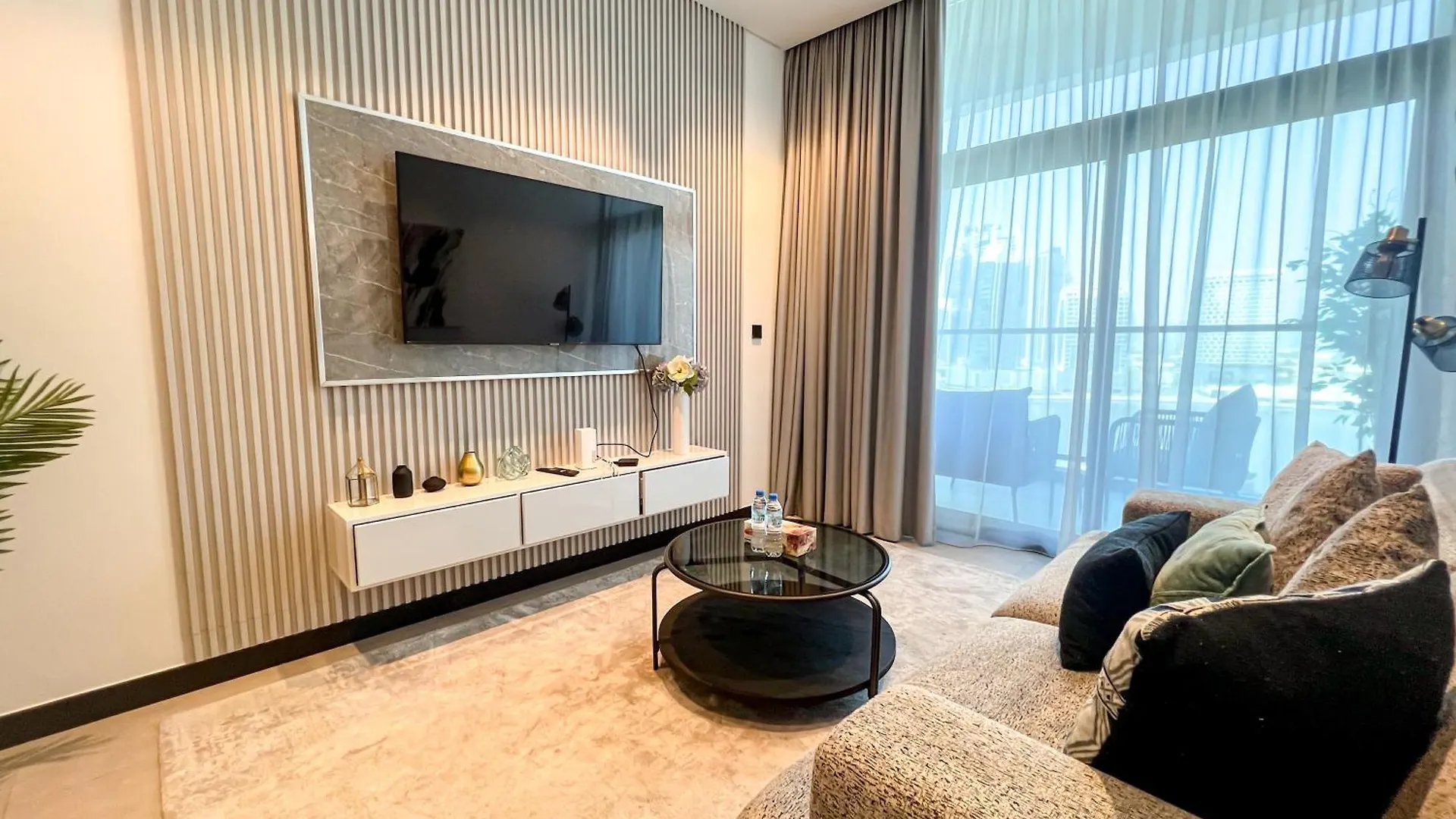 Chic 1-Bedroom With Epic Burj Khalifa Views Dubai Apartment
