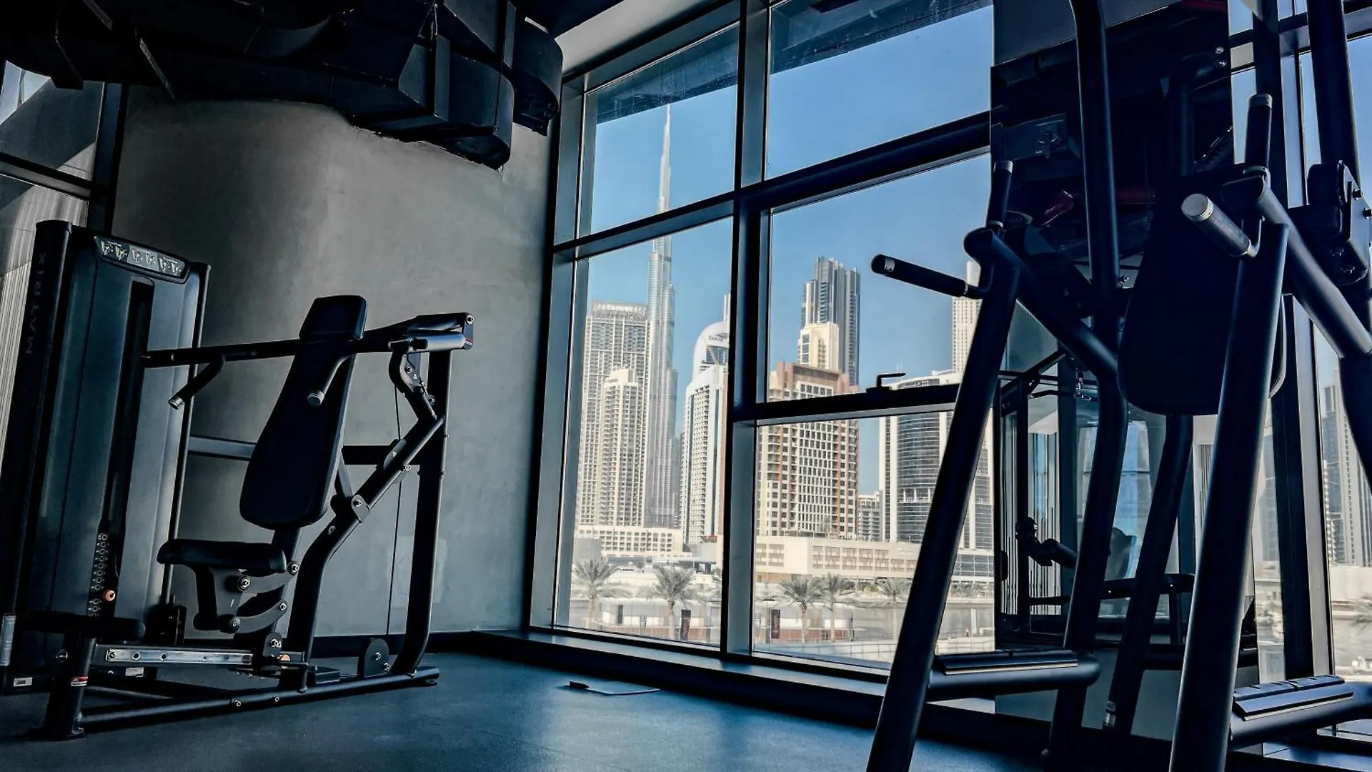 Chic 1-Bedroom With Epic Burj Khalifa Views Dubai Apartment