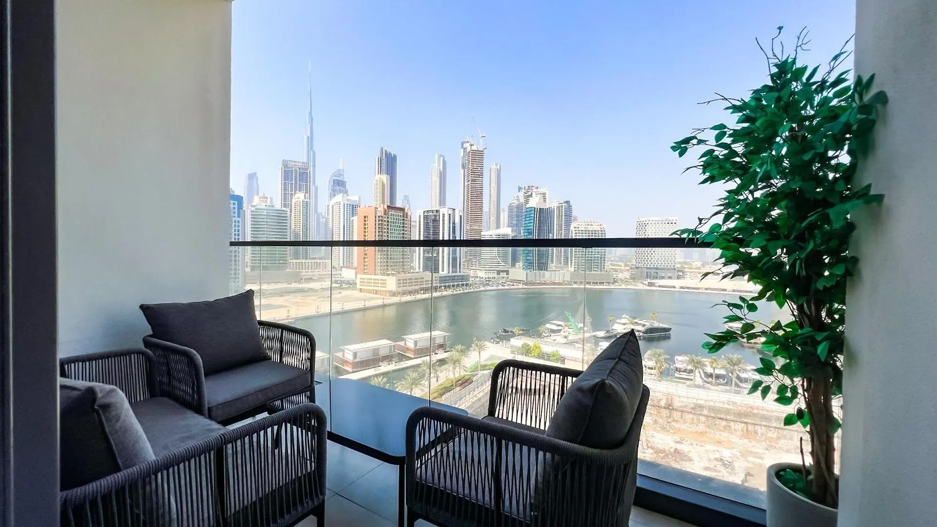 Chic 1-Bedroom With Epic Burj Khalifa Views Dubai United Arab Emirates