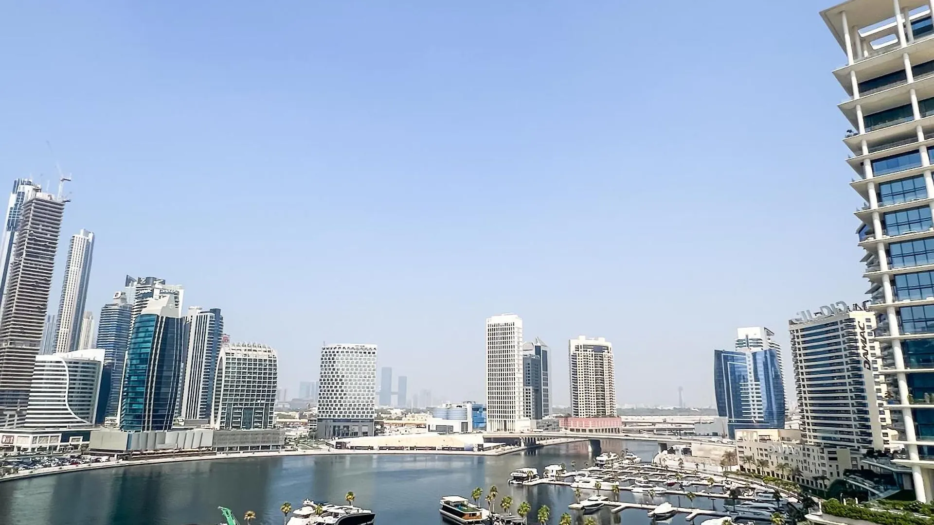 Apartment Chic 1-Bedroom With Epic Burj Khalifa Views Dubai