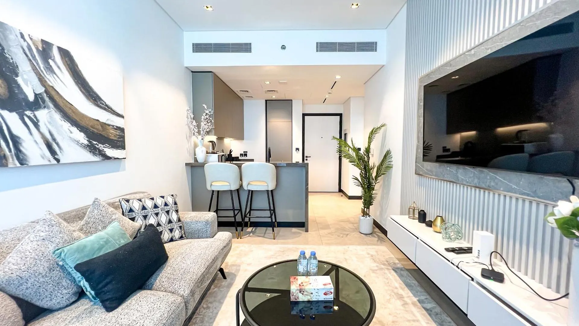 Chic 1-Bedroom With Epic Burj Khalifa Views Dubai 0*,  United Arab Emirates